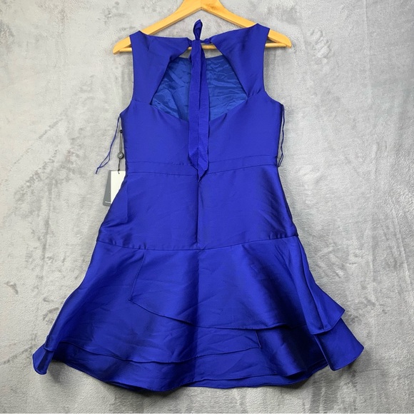 Adrianna Papell Cobalt Blue Mini Dress. Size 4. Short Sleeve, Back-out. (NWT) - Picture 2 of 6